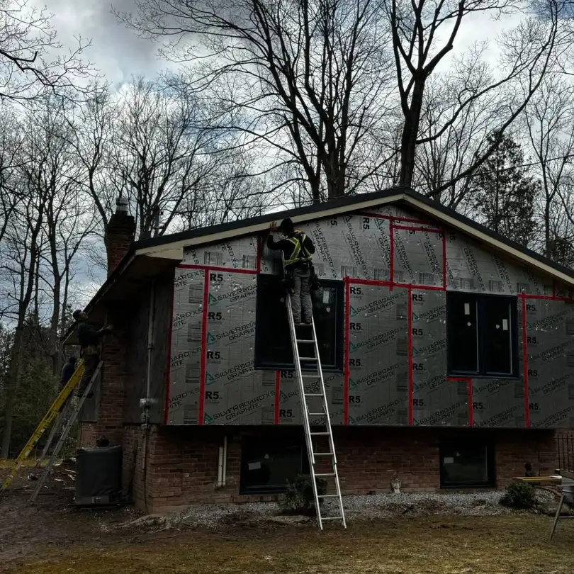 siding company in brantford installing siding